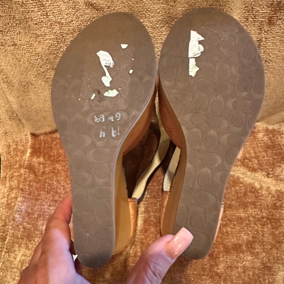 Coach Vanna Embossed Wood Vachetta Wedge Sandal - Picture 8 of 9